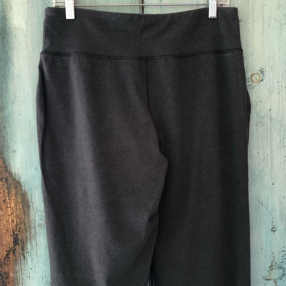 Champion relaxed fit charcoal gray athletic pants for working out/running around - Picture 3 of 7